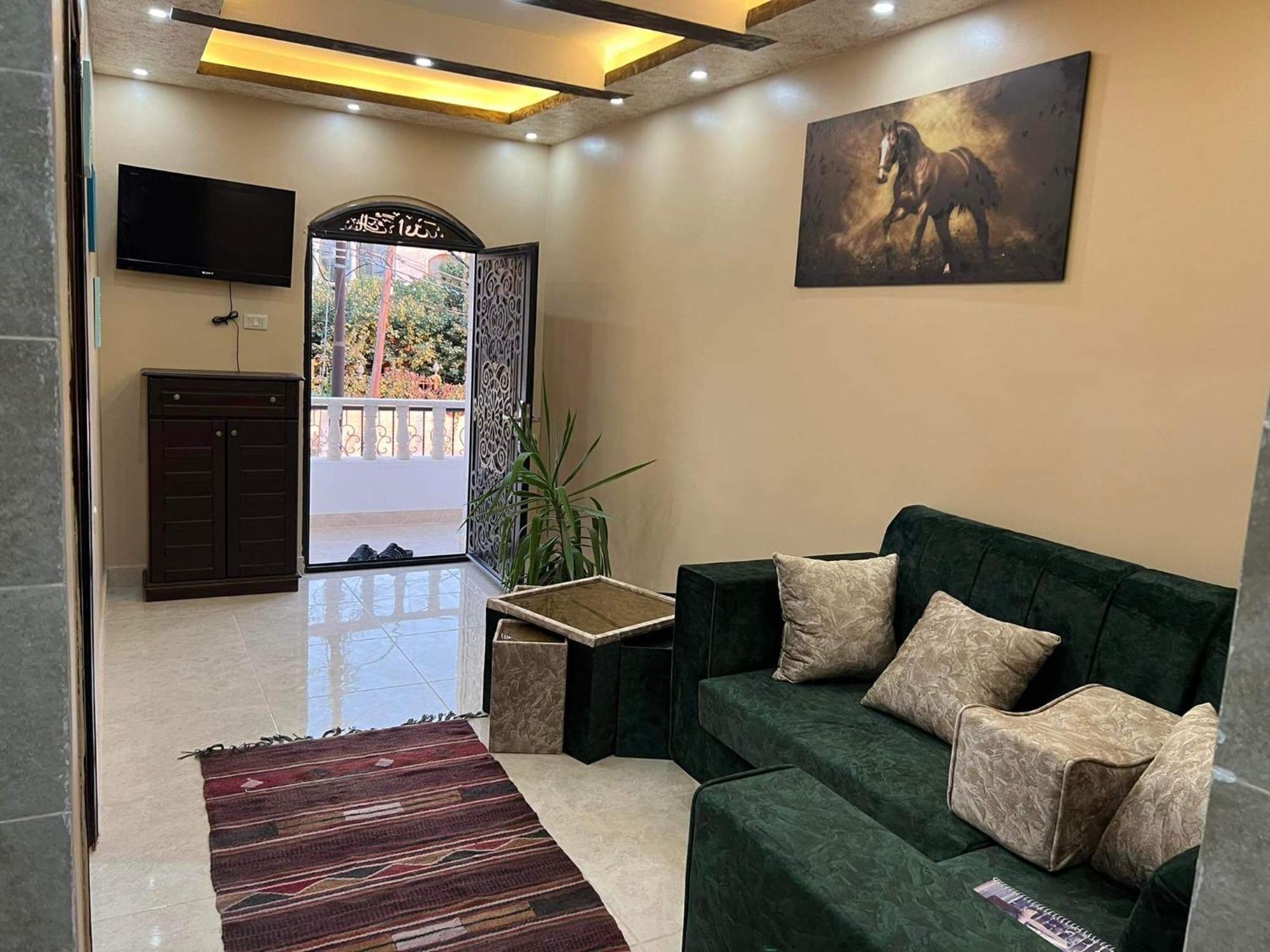 Petra View Flat Hotel Вади Муса Екстериор снимка