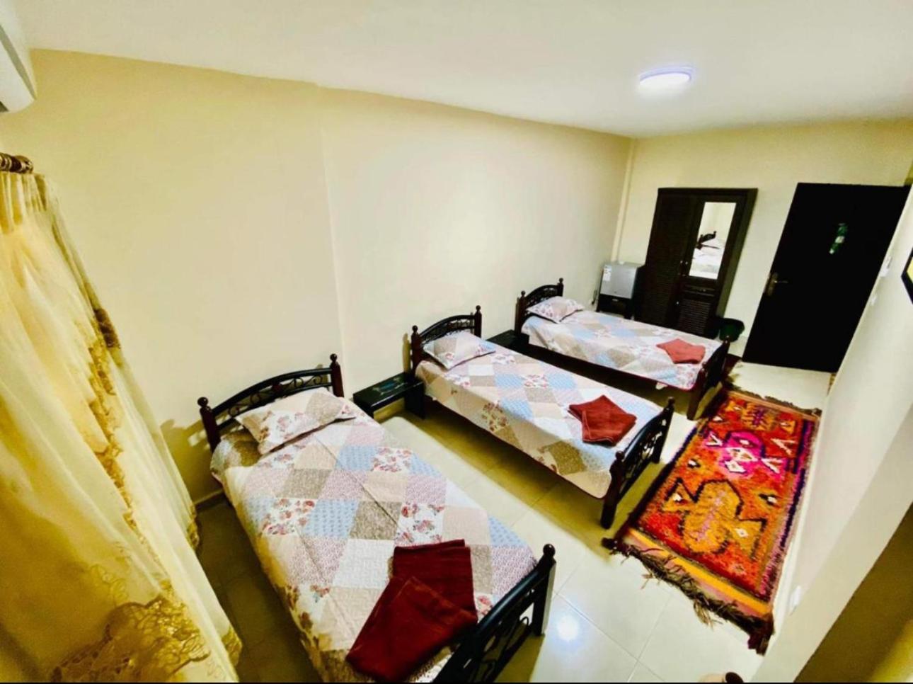 Petra View Flat Hotel Вади Муса Екстериор снимка